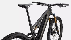 95224-13-LEVO-PRO-CARBON-G4-METOBSD-BNTGLDMET-D1-POV-21426186-21426186.jpeg Specialized Turbo Levo 4 Pro FOX Factory E-MTB Metallic Obsidian / Burnt Gold - Produktbild - 4