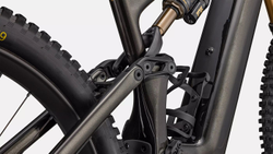 95224-13-LEVO-PRO-CARBON-G4-METOBSD-BNTGLDMET-D6-LINK-21426186-21426186.jpeg Specialized Turbo Levo 4 Pro FOX Factory E-MTB Metallic Obsidian / Burnt Gold - Produktbild - 7