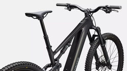 95226-71-LEVO-ALLOY-G4-METOBSD-SILDST-D1-POV-21426210.png Specialized Turbo Levo 4 Alloy E-Mountainbike Metallic Obsidian / Silver Dust - Produktbild - 4