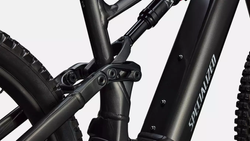 95226-71-LEVO-ALLOY-G4-METOBSD-SILDST-D6-LINK-21426210.png Specialized Turbo Levo 4 Alloy E-Mountainbike Metallic Obsidian / Silver Dust - Produktbild - 7