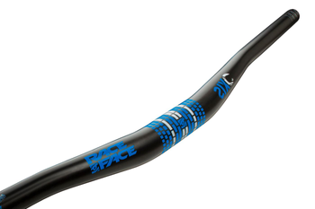 Race Face SixC DH Riser Lenker, 31.8, 785x19mm, 8°/4°, matte ud carbon/blue - Produktbild - 1