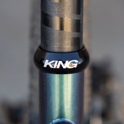 JAAB1-02-21431627-21431627.jpg Chris King Sattelklemme, 30.0mm, black - Produktbild - 2