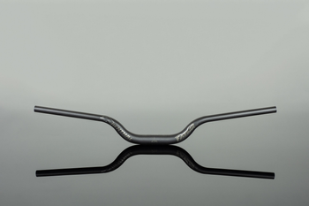 Renthal Fatbar V3 Riser-Lenker 820 mm, 70 mm Rise, 35 mm Klemmung - Produktbild - 2