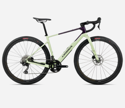 T144TTCC-GQ-SIDE-TERRA-M35TEAM-over-21440391.jpg Orbea TERRA M35 TEAM – Acid Gum / Fantasy Purple Carbon View - Produktbild - 1