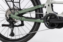 HAIBIKE-MY26-ADVENTR-4-Low-27-5Inch-DETAIL-4-HAKU2-web-676807ed-c099-4df5-bf0b-acc2c3c4734e-21440473.jpeg Haibike Adventr 4 Low E-Bike Fully Tiefeinsteiger 600 Wh, Grey / Bamboo Green - Produktbild - 4