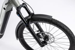 HAIBIKE-MY26-ADVENTR-4-Low-27-5Inch-DETAIL-6-HAKU2-web-1b57b526-998f-40b8-9ad3-2edddb90fbe0-21440473.jpeg Haibike Adventr 4 Low E-Bike Fully Tiefeinsteiger 600 Wh, Grey / Bamboo Green - Produktbild - 3