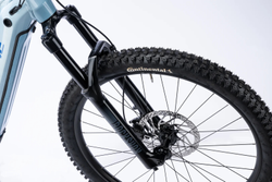 HAIBIKE-MY25-ALLTRAIL-10-27-5-C2-27-5Inch-DETAIL-5-HLET4--1--21440482.jpeg Haibike AllTrail 10 E-Fully 29 Zoll mit Bosch CX und 800 Wh, Slate Blue / Blue / Black - Produktbild - 6