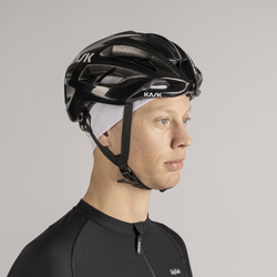 UPF 50+ Lightweight Sommer Unterhelm Mütze 2025 weiß - Produktbild - 12