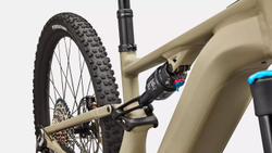 Specialized-Turbo-Levo-R-Comp-Alloy-Satin-East-Sierras---Sandstone-Metallic6-21456650-21456650.jpg Specialized Turbo Levo R Comp Alloy E-MTB East Sierras / Sandstone Metallic - Produktbild - 7