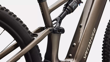 Specialized Turbo Levo 4 R Comp Carbon E-MTB, 840 Wh, SRAM AXS, Gunmetal / White Mountains - Produktbild - 2