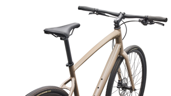Specialized Sirrus X 3.0 Gloss Sandstone Metallic/Burnt Gold Metallic Frost Reflective - Produktbild - 4