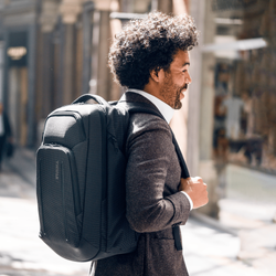 Thule Crossover 2 backpack 30L Schwarz – Laptop‐Rucksack - Produktbild - 5