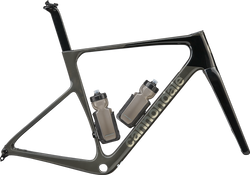 C26-C1110GU-SuperSix-EVO-HM-AM-Frm-BBQ-PD-2-21462619.png Cannondale SuperSix EVO Hi-MOD Frameset Matte Black - Produktbild - 3