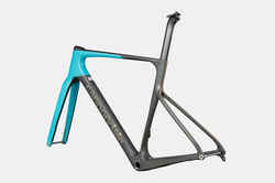 C26-C1110GU-SuperSix-EVO-HM-AM-Frm-IBL-D5-21462620.png Cannondale SuperSix EVO Hi-MOD Frameset Ion Blue - Produktbild - 3