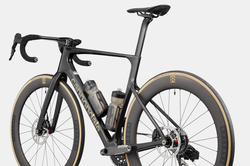 C26-C1117GU-SuperSix-EVO-1-BBQ-D5-2-21462624.png Cannondale SuperSix EVO 1 Matte Black - Produktbild - 6