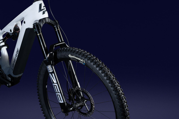 Lapierre Overvolt AM CF 10.8 E-Mountainbike Carbon 170 mm, Paris Stone Beige - Produktbild - 18