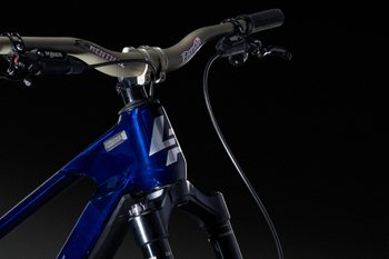 Lapierre Spicy CF Team Enduro-Mountainbike Carbon 180 mm, Translucent Hex Blue - Produktbild - 8