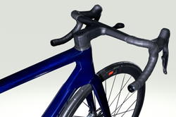 LXGUA490-V---4-21462881.jpg Lapierre Xelius DRS 10.0 AXS Rennrad Carbon SRAM Red, Translucent Hex Blue - Produktbild - 4