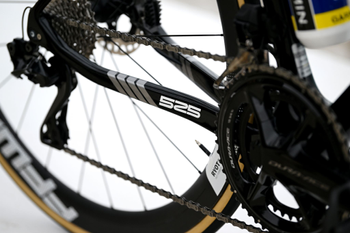 Eddy Merckx 525 Disc 105 Di2 Orange - Produktbild - 7