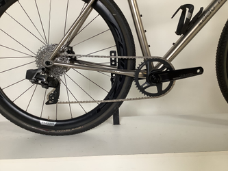 Eddy Merckx Corsa Gravel Titanium Rival AXS, Rahmenhöhe M – B-Ware (kleiner Lackfehler) - Produktbild - 2