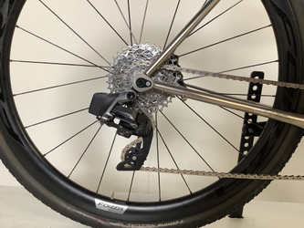 Eddy Merckx Corsa Gravel Titanium Rival AXS, Rahmenhöhe M – B-Ware (kleiner Lackfehler) - Produktbild - 4