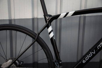 Eddy Merckx Mendrisio 105 Di2 Empress Grey Metallic - Produktbild - 3