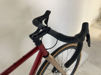 Eddy Merckx Pévèle Corsa Shimano 105 Di2, Rahmenhöhe S – B-Ware (kleiner Lackfehler) - Produktbild - 6