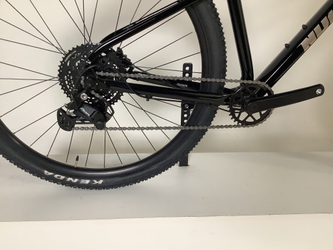 Nukeproof Tracker Sport Shimano Essa 1x8MTB, Rahmenhöhe M – B-Ware (kleiner Lackfehler) - Produktbild - 2