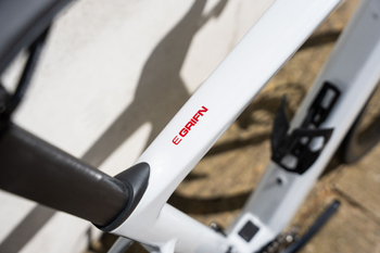 Ridley E-Grifn 105 Di2 Battleship Grey/Candy Red Metallic - Produktbild - 6
