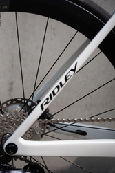 Ridley Falcn Ultegra Di2 Pearl White/Silver Modell 2025, Rahmenhöhe M - Produktbild - 5