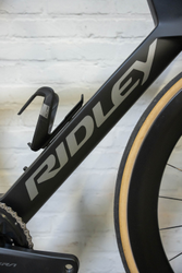 Ridley Noah Fast Dura-Ace Di2 Black/Empress Grey Metallic - Produktbild - 5