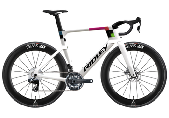Ridley Noah Fast Red AXS Pearl White/Black - Produktbild - 1 Ridley Noah Fast Red AXS Pearl White/Black - Produktbild - 1