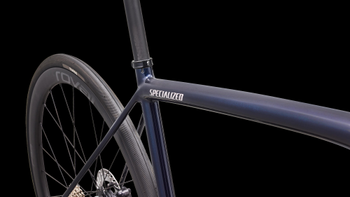 Specialized Aethos 2 Expert - Shimano Ultegra Di2 Dolomite Metallic/Shadow Silver - Produktbild - 24