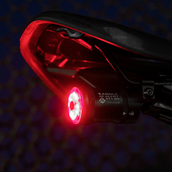 Lezyne Saddle StVZO Ai Alert Rücklicht USB-C, CNC Aluminium, Sattelhalterung - Produktbild - 8