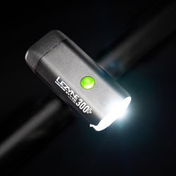 Lezyne Beleuchtungsset Micro Stvzo 300+, KTV+ Stvzo schwarz, Y20 - Produktbild - 3