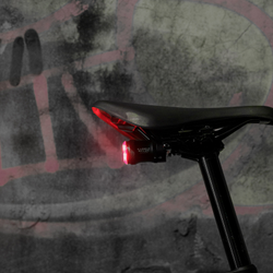 Lezyne Saddle StVZO Rücklicht USB-C, CNC Aluminium, Sattelhalterung - Produktbild - 5