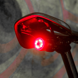Lezyne Saddle StVZO Rücklicht USB-C, CNC Aluminium, Sattelhalterung - Produktbild - 9