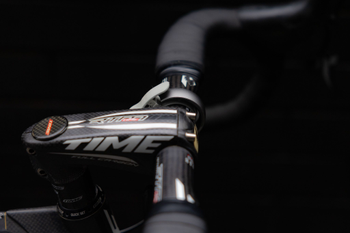 Knog Oi Prima Large Fahrradklingel, 23.8 - 31.8 mm, primer grey - Produktbild - 1