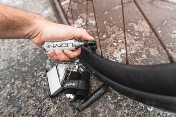 CO2 Pumpe Twin Speed Drive schwarz-glänzend 25g - Produktbild - 4