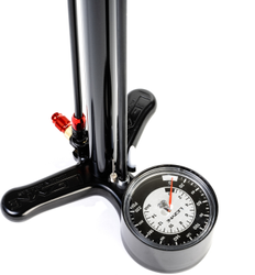 Lezyne Standpumpe Classic Floor Drive schwarz-metallic - Produktbild - 3