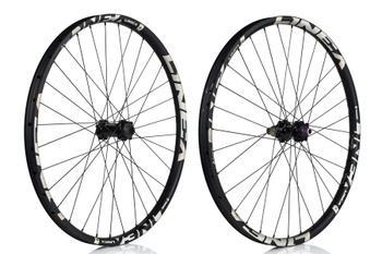 Formula Linea G BOOST Laufrad VR, 27.5", 110x15mm, 32 L., black - Produktbild - 1 Formula Linea G BOOST Laufrad VR, 27.5", 110x15mm, 32 L., black - Produktbild - 1