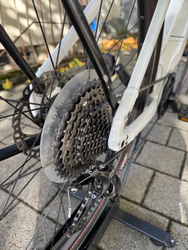 SPECIALIZED TURBO COMO 5.0 METWHTSIL/BLK / Gebrauchtbike ! 13900km - Produktbild - 5