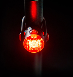 Lezyne Femto Rücklicht LED USB C schwarz StVZO - Produktbild - 4