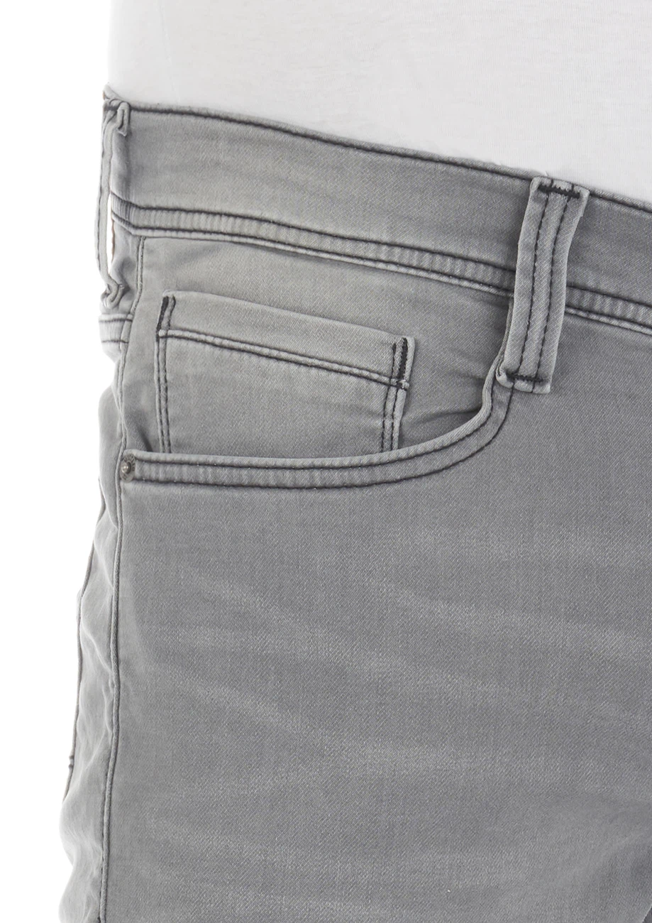 Mustang Herren Jeans Real X Stretchjeans Oregon Tapered Fit