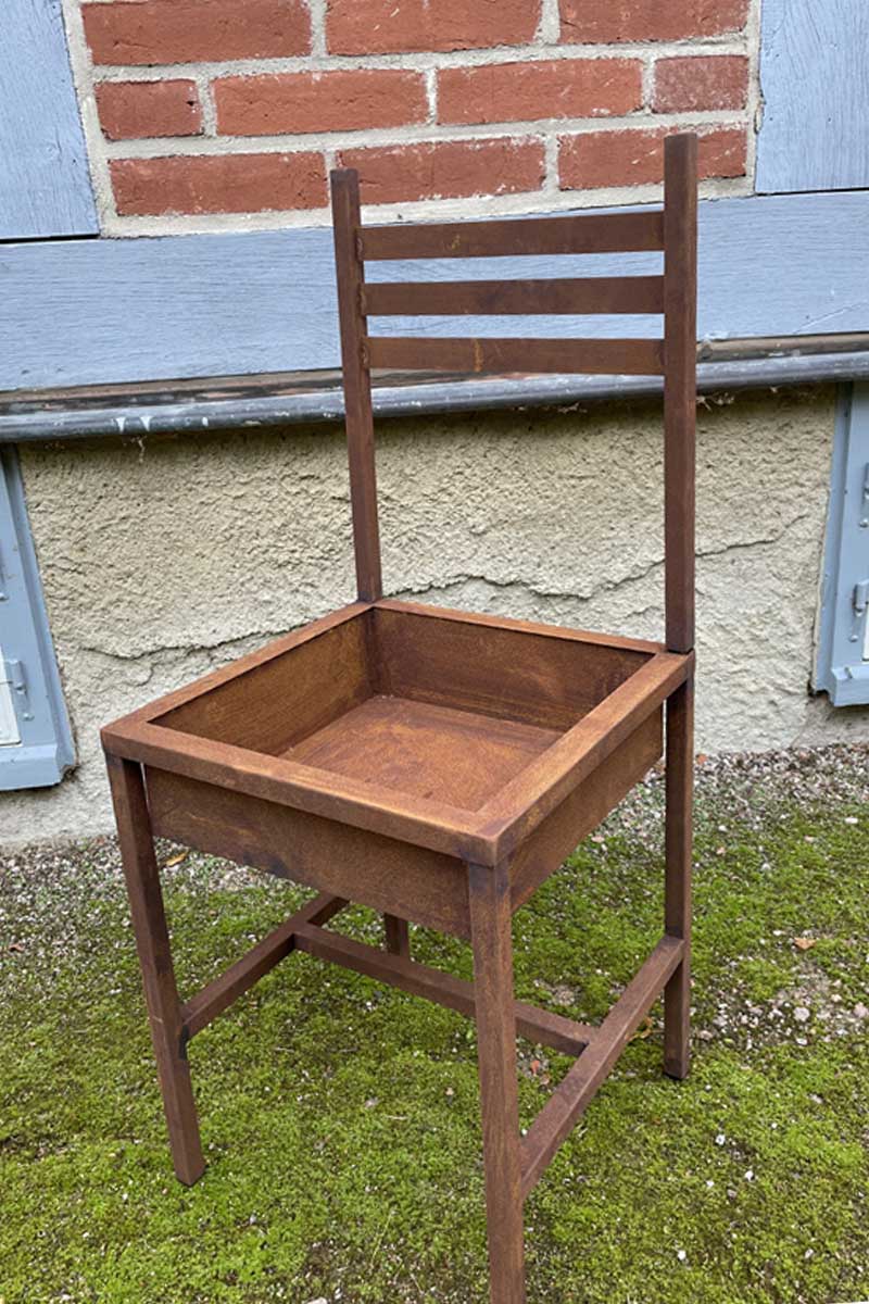 Stuhl zum Bepflanzen, Edelrost