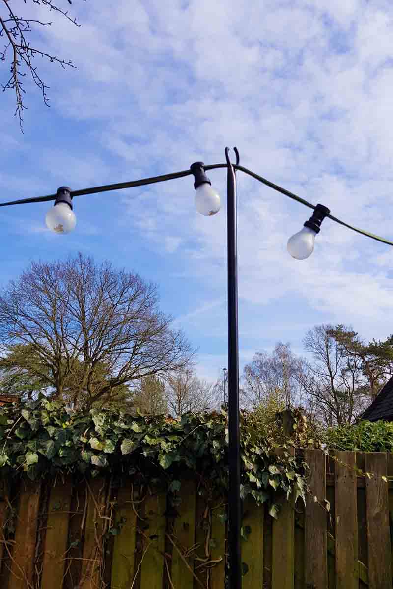 Gartenstab für Lichterketten, schwarz pulverbeschichtet, Höhe 265cm