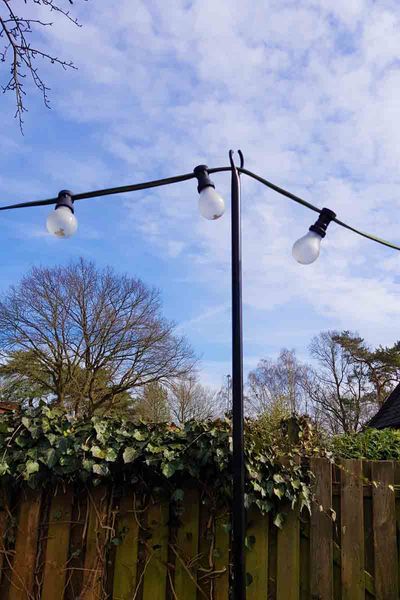 Gartenstab für Lichterketten, schwarz pulverbeschichtet, Höhe 265cm