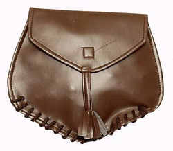 218-Guerteltasche-braun.jpg 218-Guerteltasche-braun.jpg
