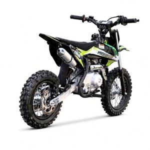 70ccm Kinder-Cross-Motorrad in Grün, Schrägansicht hinten rechts vor weißem Hintergrund.