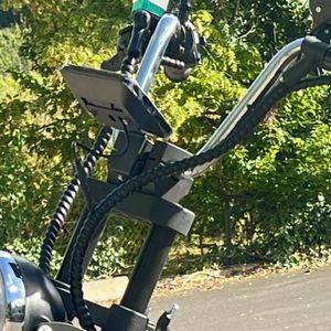 Dayi E-Thor 3.0 Elektroroller in Grün – handyhalter